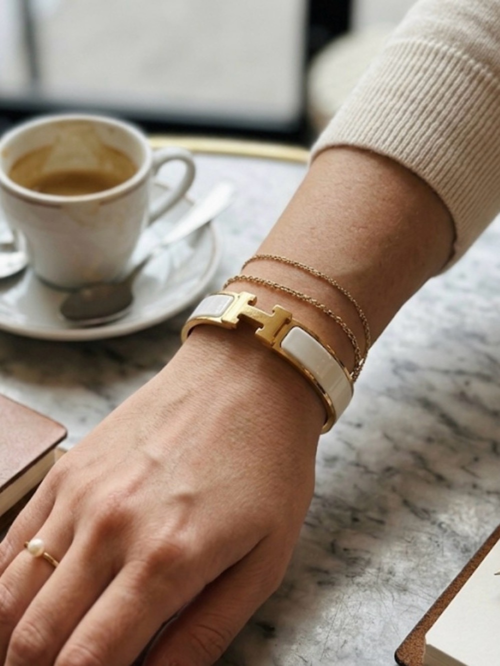Hermès Clic H Bracelet Gold Hardware White Enamel GM Authentic ProtectivePlastic